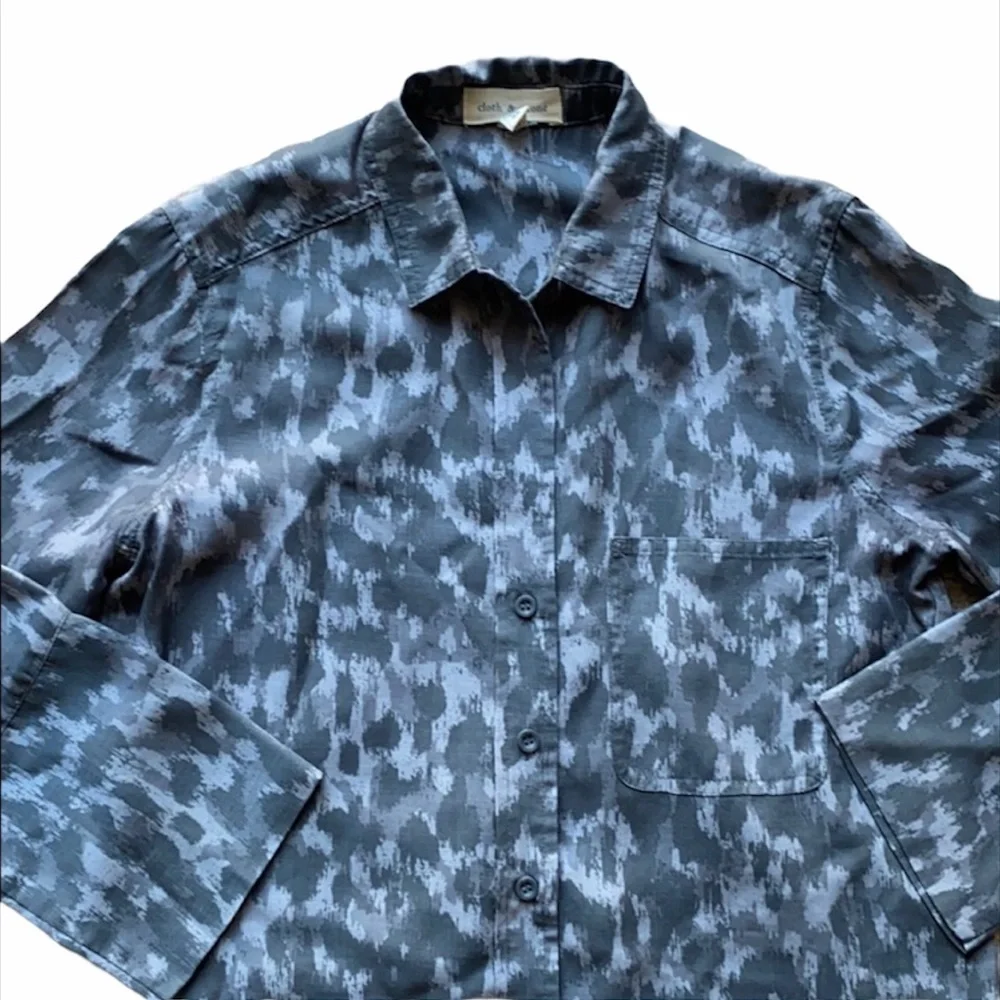 Cloth & Stone Patterned Blouse Size XS